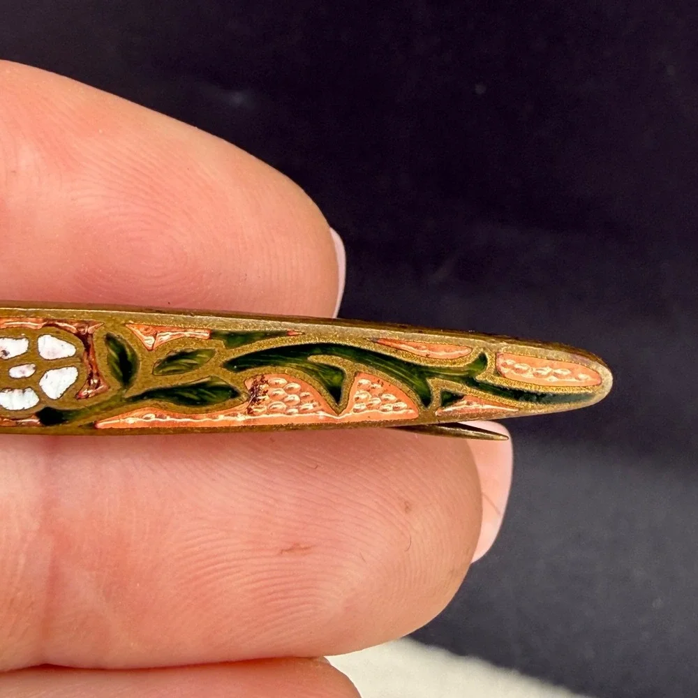 Vintage Enamel Bar Brooch Gold Tone‎ Flower